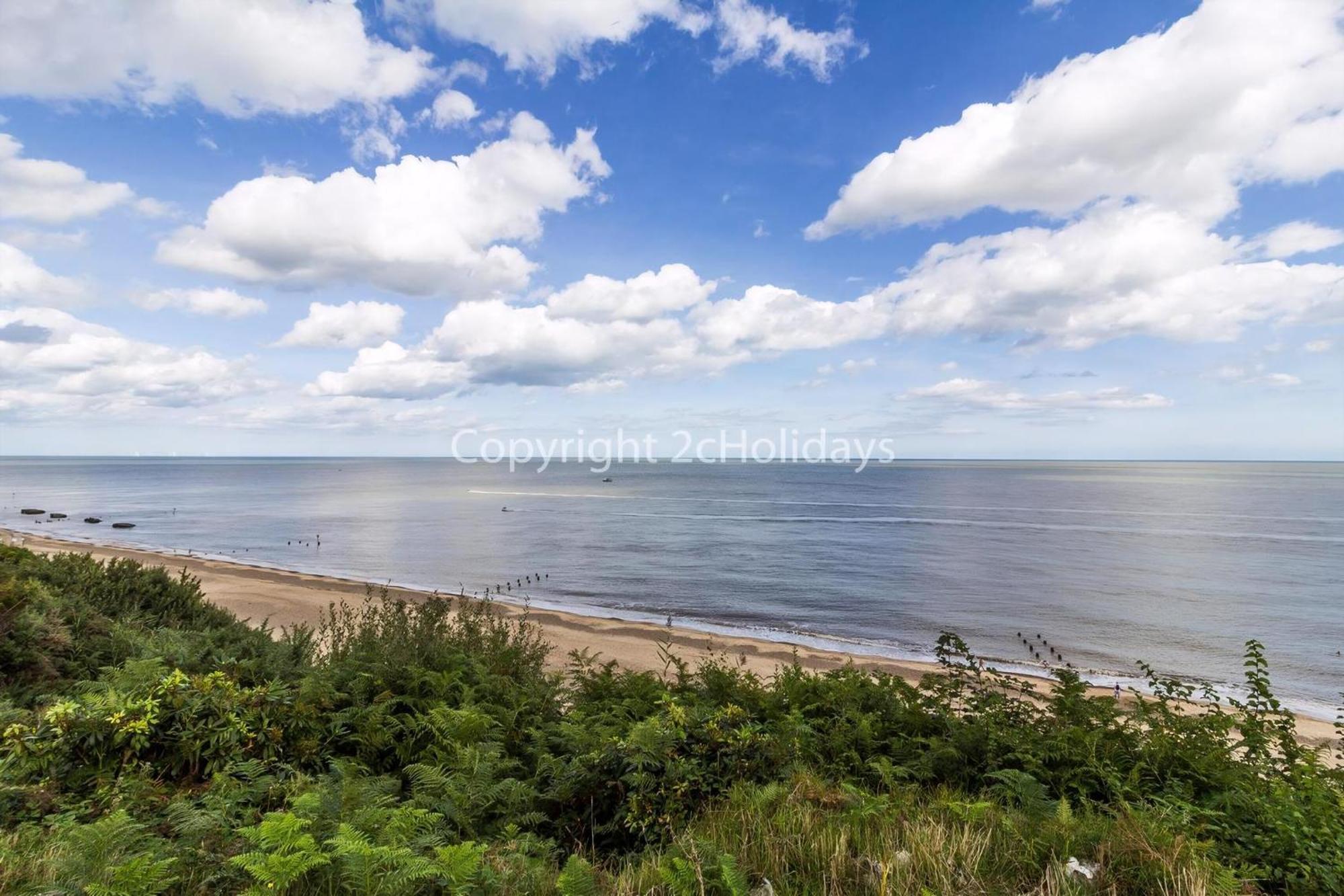 Brilliant Caravan With A Partial Sea View In Suffolk Ref 32026Az 로웨스터프 외부 사진
