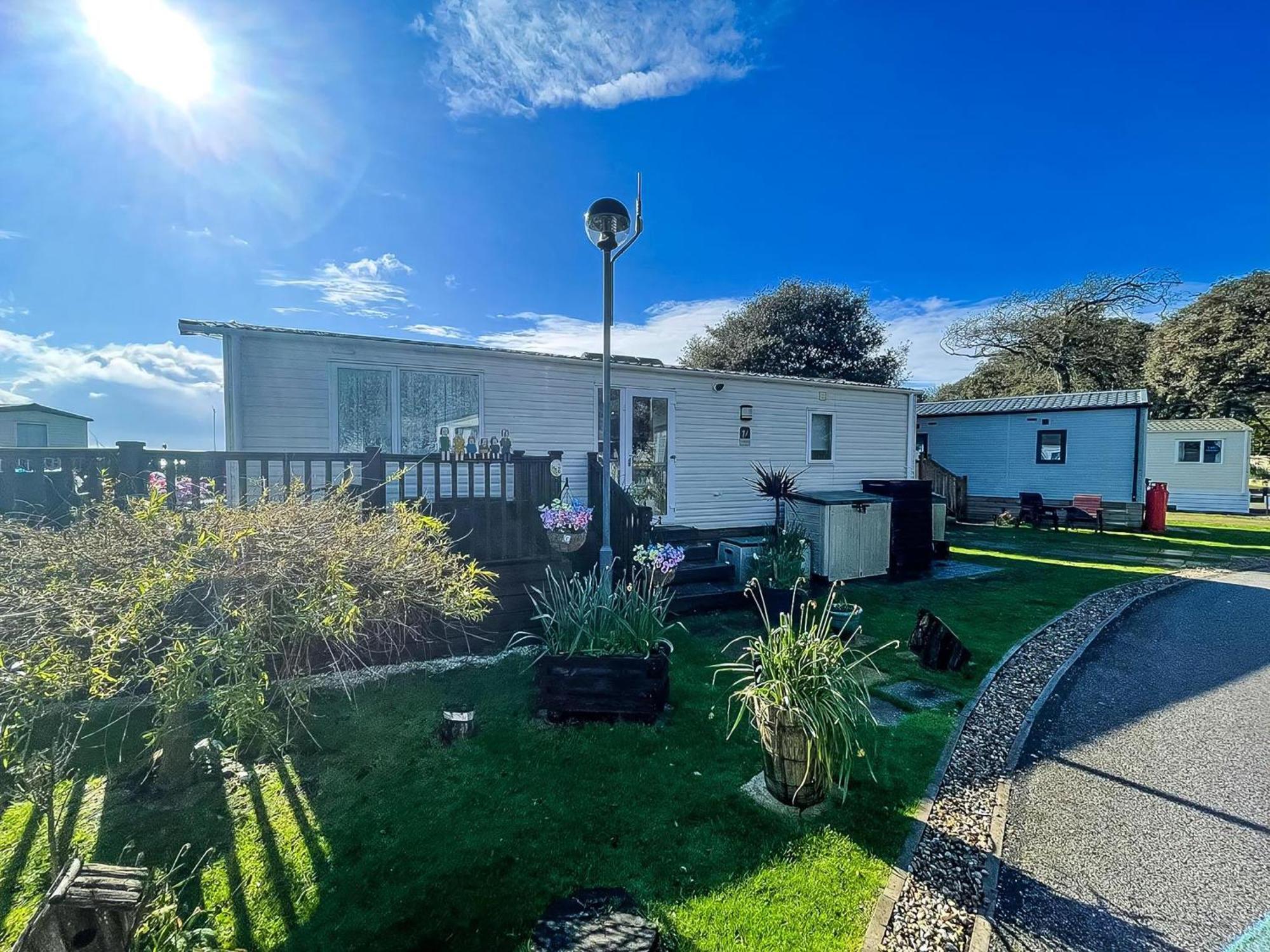 Brilliant Caravan With A Partial Sea View In Suffolk Ref 32026Az 로웨스터프 외부 사진